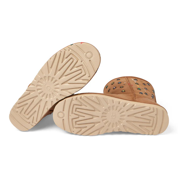 UGG GALLERY DEPT CLASSIC SHORT CHESTNUT SUEDE